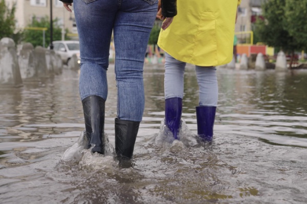 You are currently viewing Inondations 2023-2024 : des aides pour les entreprises !
