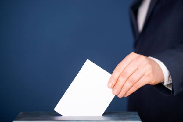 Shutterstock_decisioncollectiveminorite-5