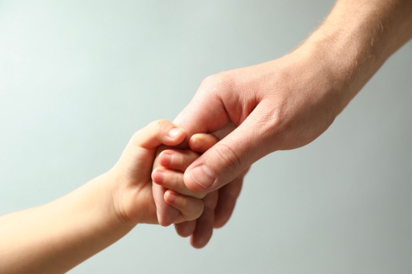 Shutterstock_parrainerenfantbenevoles-5
