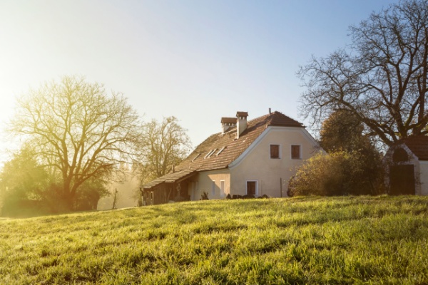 Shutterstock_bailrural-2
