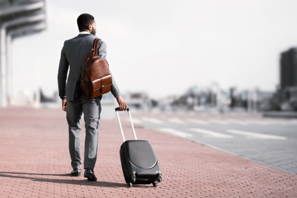 Shutterstock_clausemobilitetravail-2