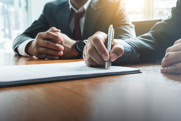 Shutterstock_contratsecurisationprofessionnelle-5