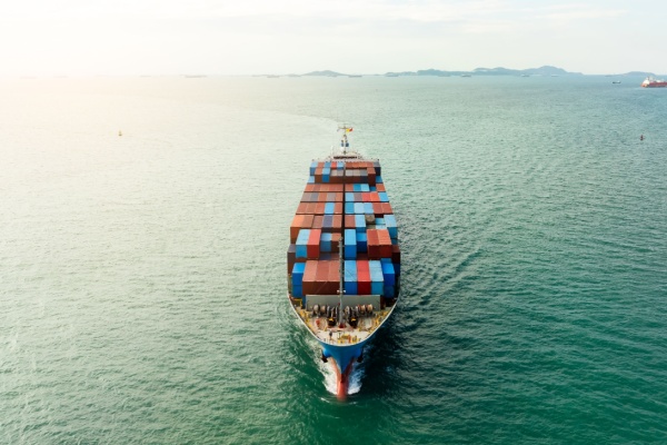 Shutterstock_transportfluvialnavigationinterieure-2