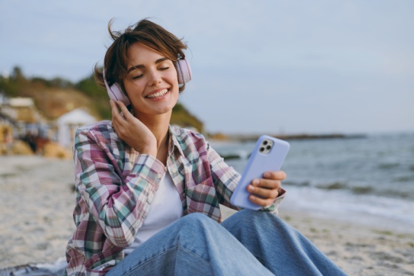 shutterstock_taxestreamingmusical-1