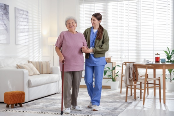 shutterstock_aidedomicilecartepro