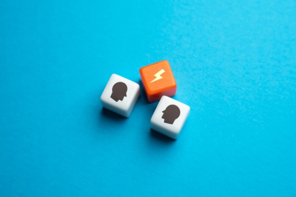 shutterstock_droitderetraitdiffere-1