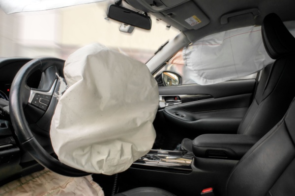 shutterstock_airbagstakata