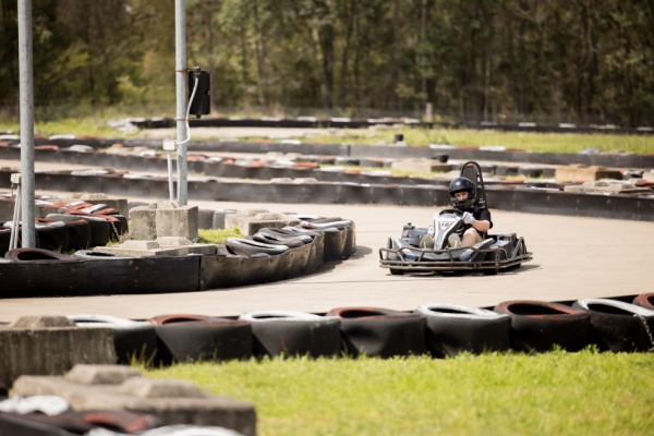 You are currently viewing Accès aux pistes de karting : TVA à taux réduit ?