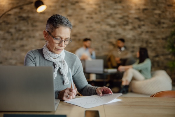 shutterstock_tauxactivitc3a9s