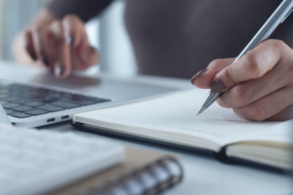 shutterstock_taxedapprentissage_nonlucrative