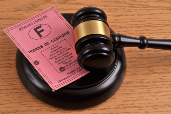 shutterstock_verifpermis