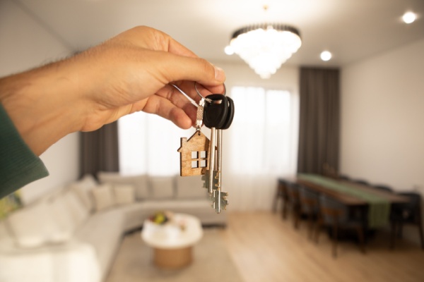 shutterstock_lmnpprecisions