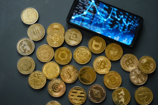 shutterstock_natissemenrcryptoactifs