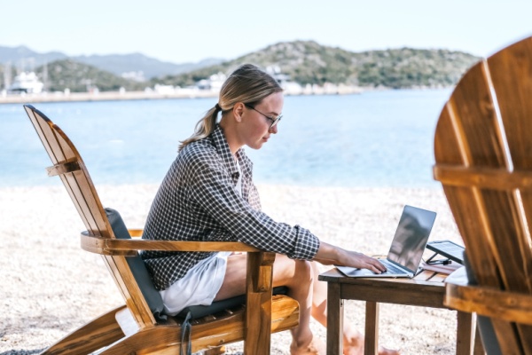 shutterstock_teletravailvacances