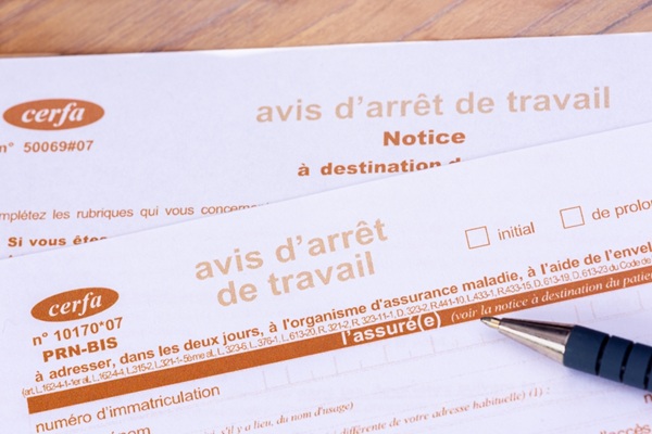 Clamart,,France,-,August,19,,2023:,Close-up,Of,An,Official