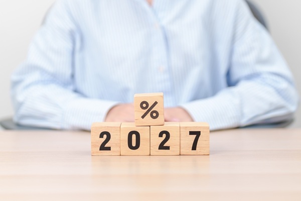 2027,New,Year,With,Percentage.,Interest,Rate,,Gdp,,Stocks,Market,